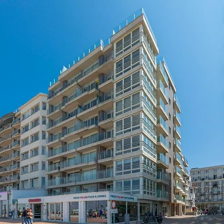 Le Roulis 0501 * De Panne